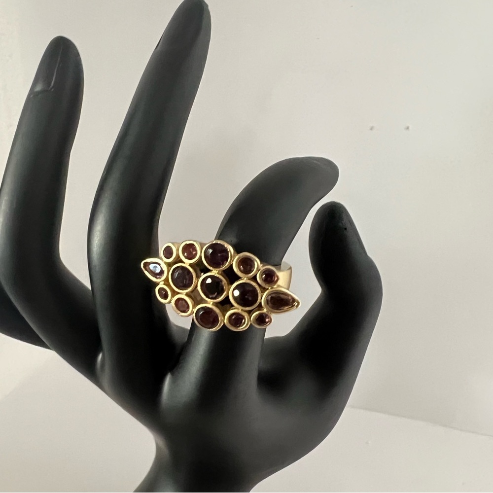 💜3/$20 NWOT Gold-tone Ring- matte gold, dark red stones, unique shape